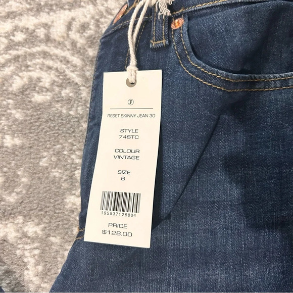French Connection Reset Skinny Jeans in Color Vintage NWT - Picture 6 of 8